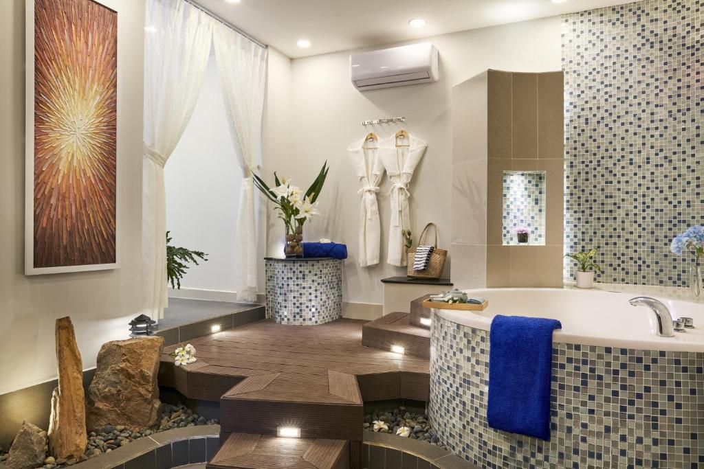 Suite Spa Nhìn Ra Đồi - Bao Gồm Spa