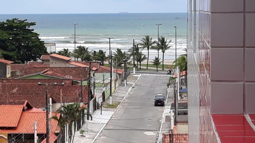  FRENTE MAR PRAIA GRANDE 80 METROS DA PRAIA