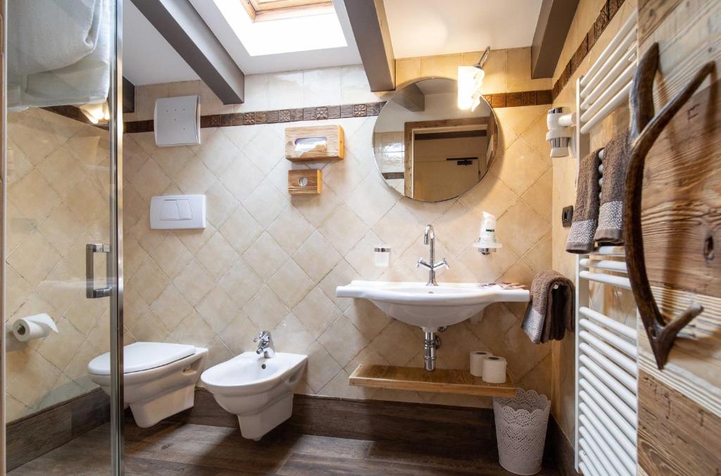 Koupelna v ubytování Hotel Astoria