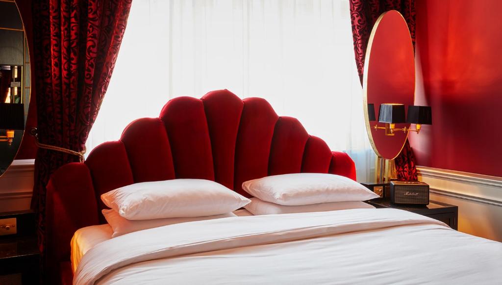 Provocateur Berlin, part of Sircle Collection - Resim 29