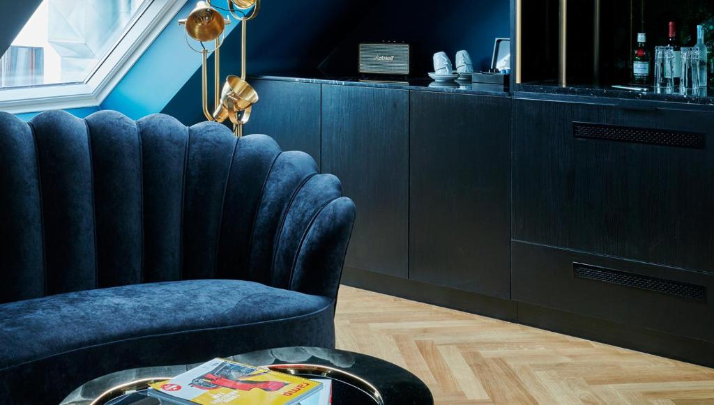 Provocateur Berlin, part of Sircle Collection - Resim 19