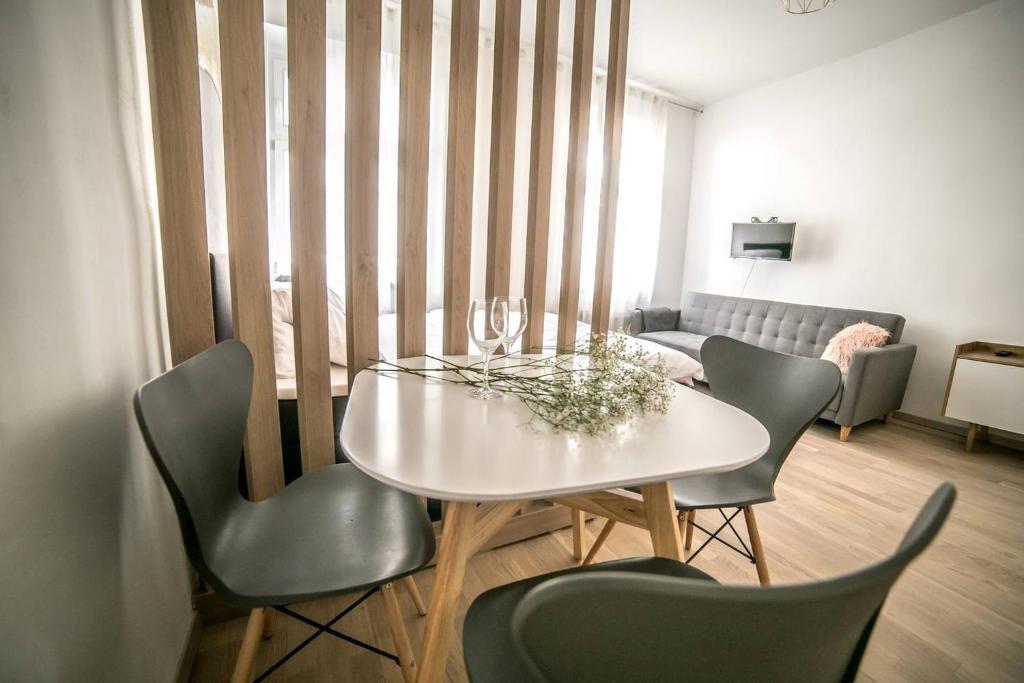 Prague friendly apartments in Prague - Deluxe Apartment