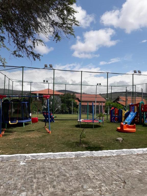  Casa de campo em condomínio