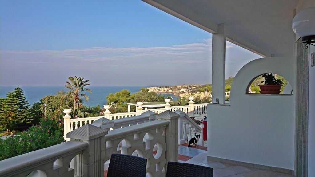 Balkon lub taras w obiekcie LA CASA AL MARE a Peschici