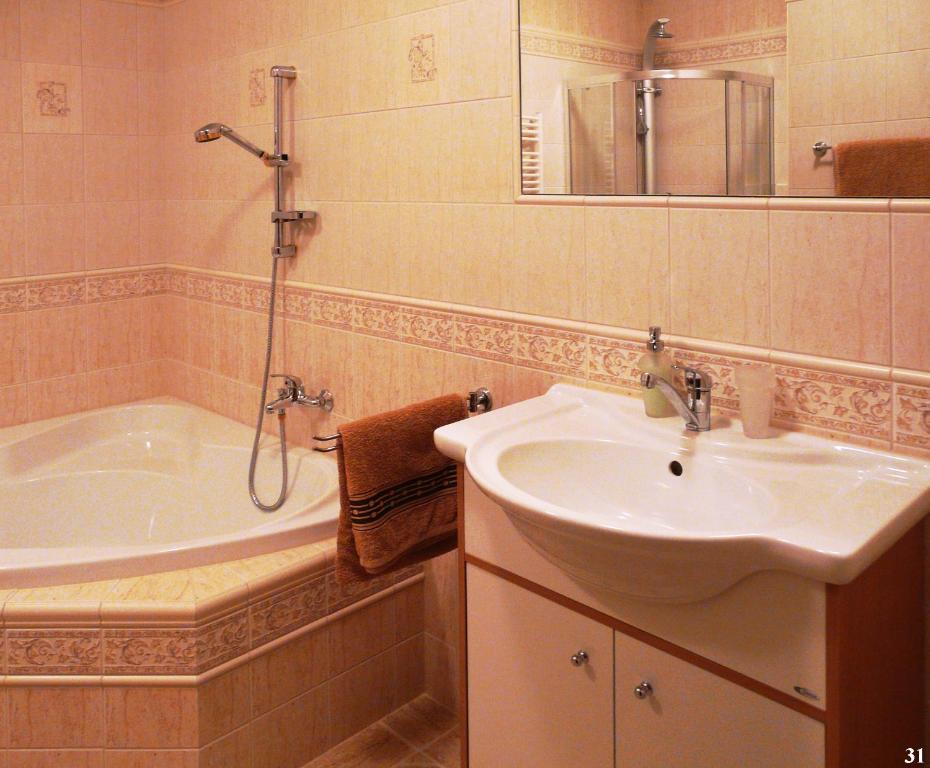 Łazienka w obiekcie Resort Maják