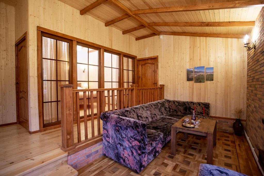 Posezení v ubytování MagHay B&B Hotel in Vanadzor