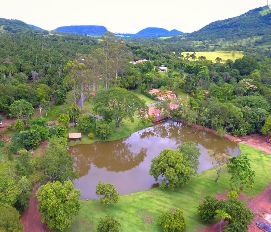 Pousada Fazenda Peroba Rosa - Familienzimmer Mit Lake View