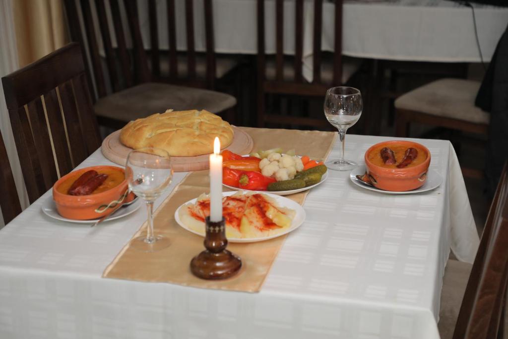 Hrana u hotelu ili u blizini