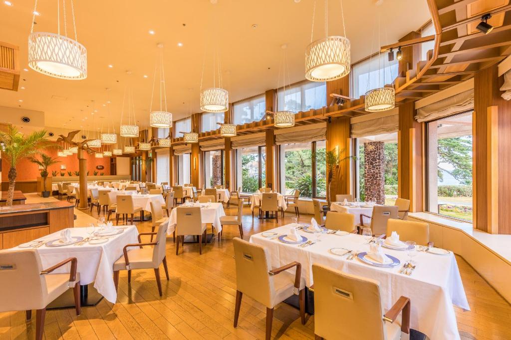 Restaurace v ubytování Izu Imaihama Tokyu Hotel