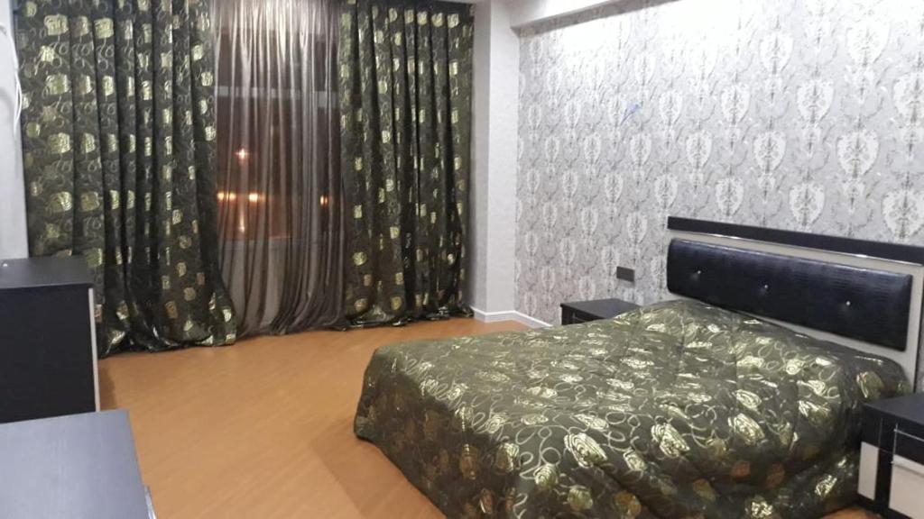 3 bedrooms Nizami Street 11