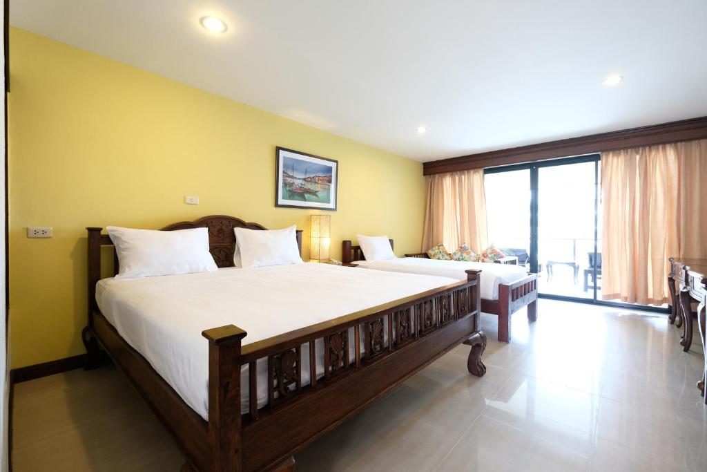 
Grand Deluxe Double or Twin Room
