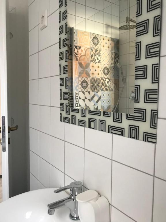 Koupelna v ubytování Viktória Inn Tihany