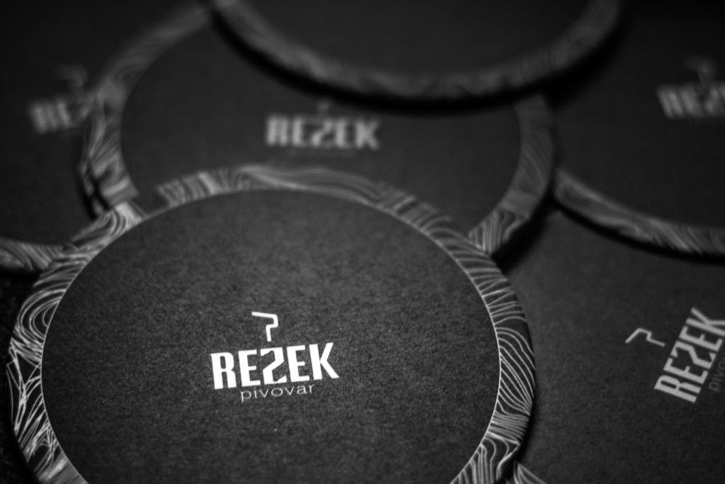 Fotografie z fotogalerie ubytování Apartmány Rezek v destinaci Zásada