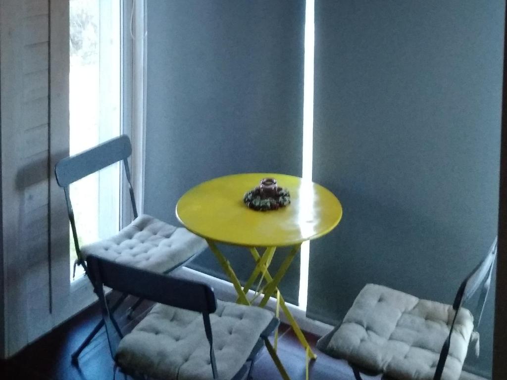 A seating area at Atmospherico