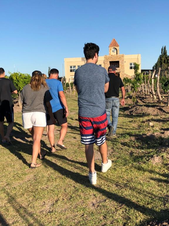 Huéspedes de Chaglasian Wine & Suites