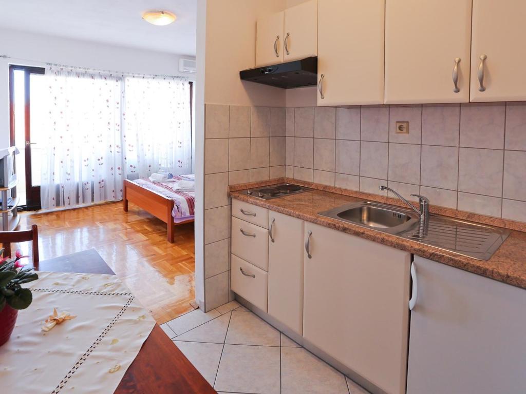 Fotografia z galérie ubytovania Two-Bedroom Apartment in Zadar II v destinácii Smirić