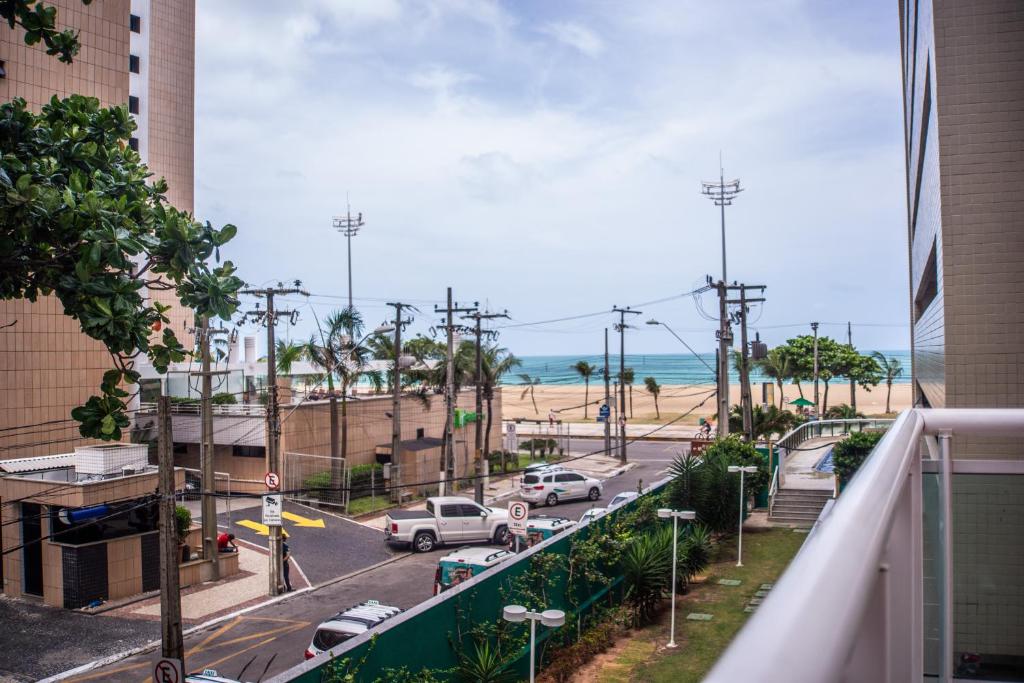  Lindo Flat Beach Class - Varanda com Tela