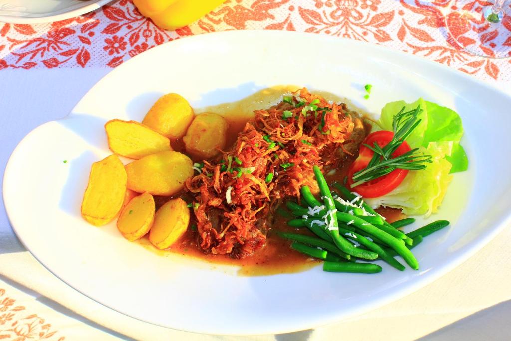 Comida en el hotel o alrededores