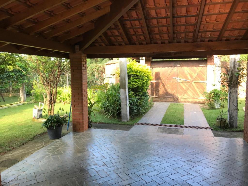  Linda Chácara com piscina para Lazer