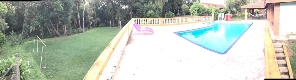  Linda Chácara com piscina para Lazer
