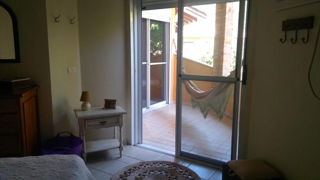  Casa de alto padrão a 150m da praia