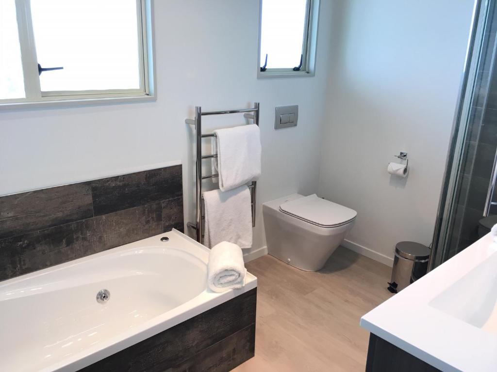 Baycourt Lakefront Motel - Resim 17