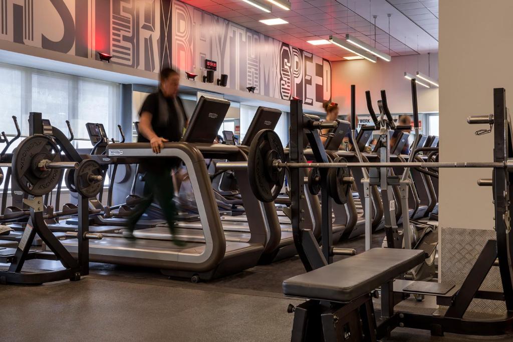 Fitness centrum a/nebo fitness zařízení v ubytování Vital - Urban boutique hotel TLV
