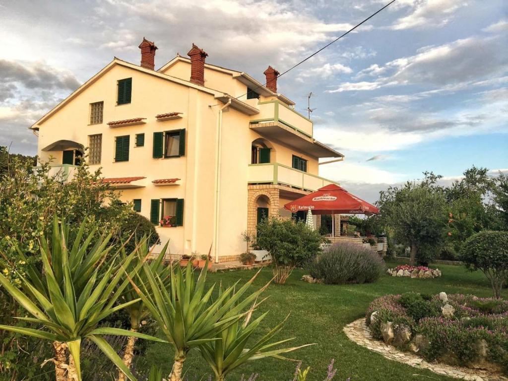 Happy island Rab apartment, Rab (updated prices 2024)