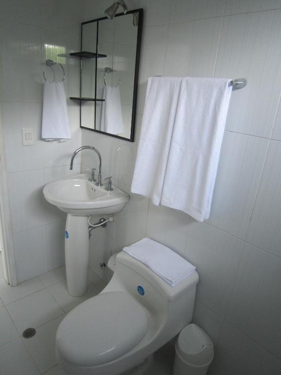 Koupelna v ubytování Hotel Valmar