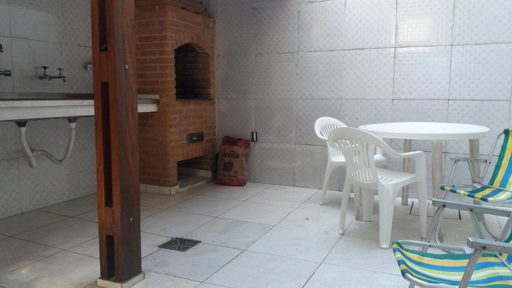  Cantao do Indaia - menos de 1 minuto da praia!