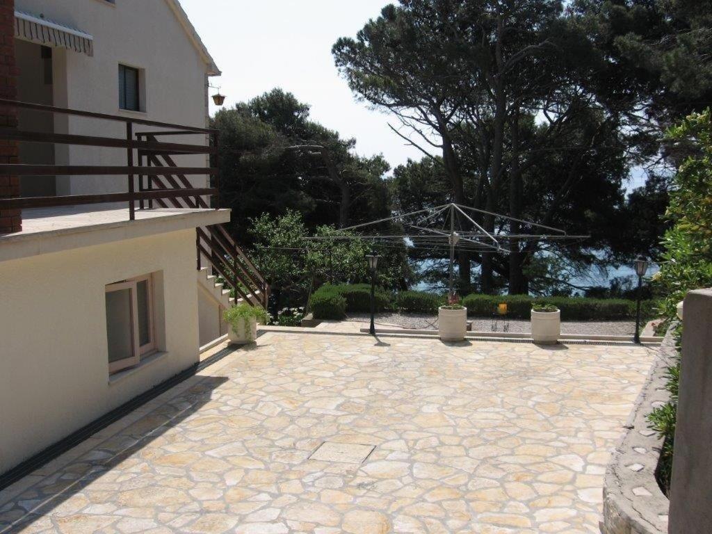 Bazén v ubytovaní Studio apartment in Orebic with Seaview, Terrace, Air condition, WIFI (4669-5) alebo v jeho blízkosti