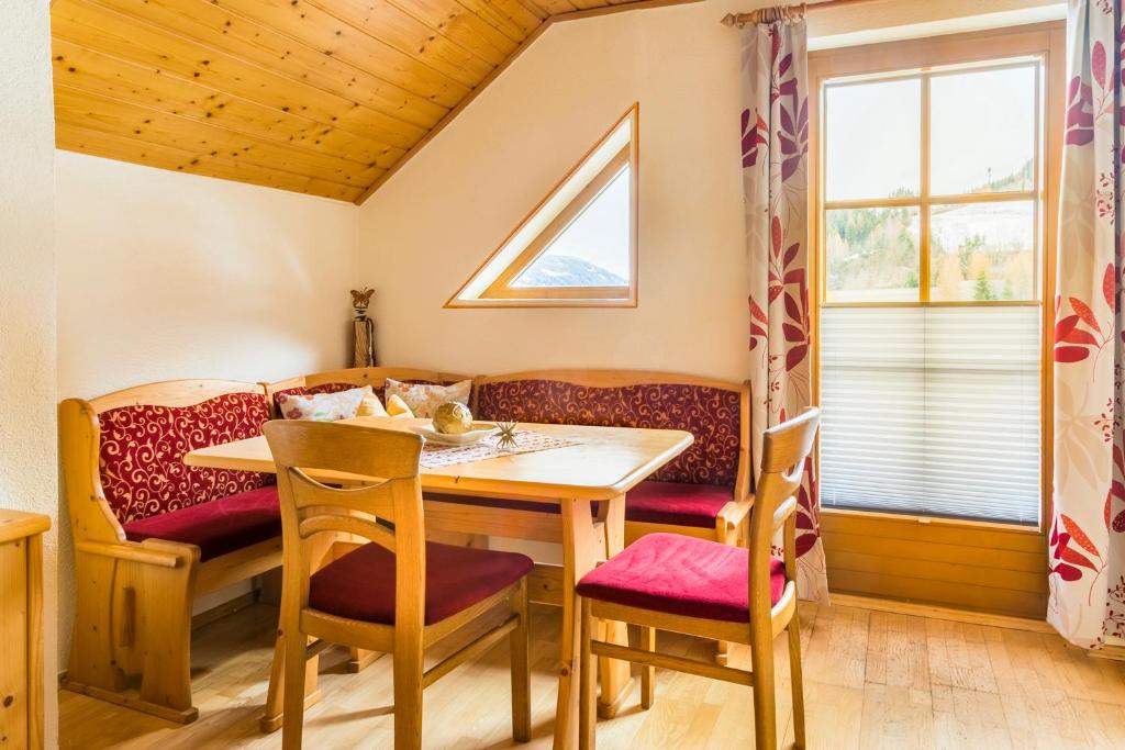 Urbangut - Apartamento Top 3 Con Dos Dormitorios Y Balcón