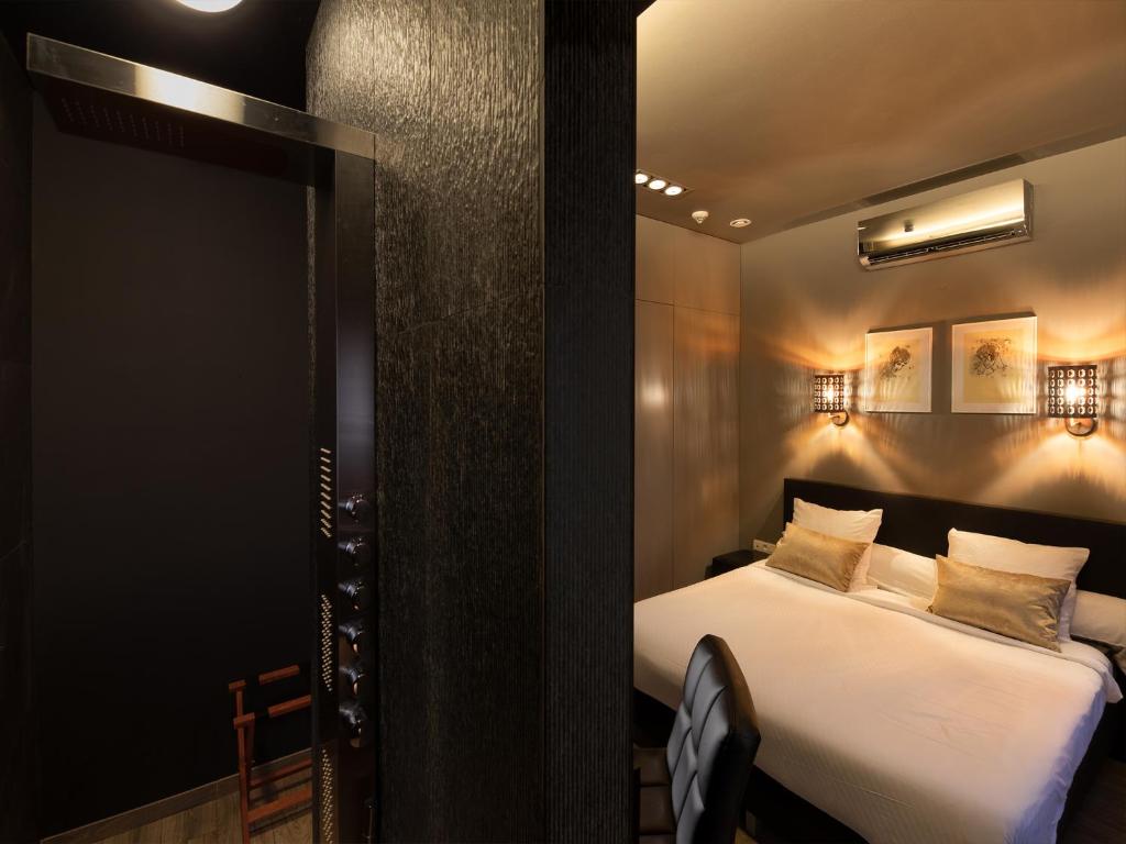 Postel nebo postele na pokoji v ubytování Hotel Goodnight Antwerp