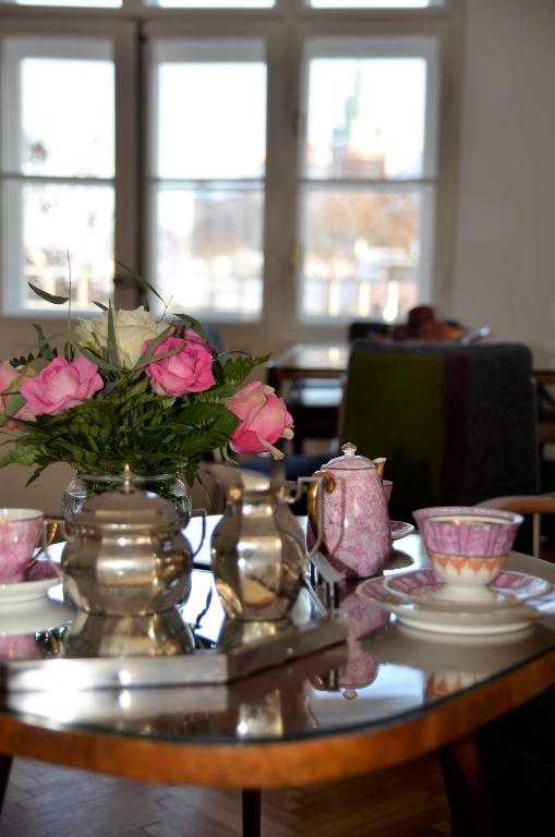 Castle View Boutique Apartment - 2