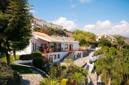 Villa Zorro Fugaz en Puntalara Nerja, Nerja – Precios ...