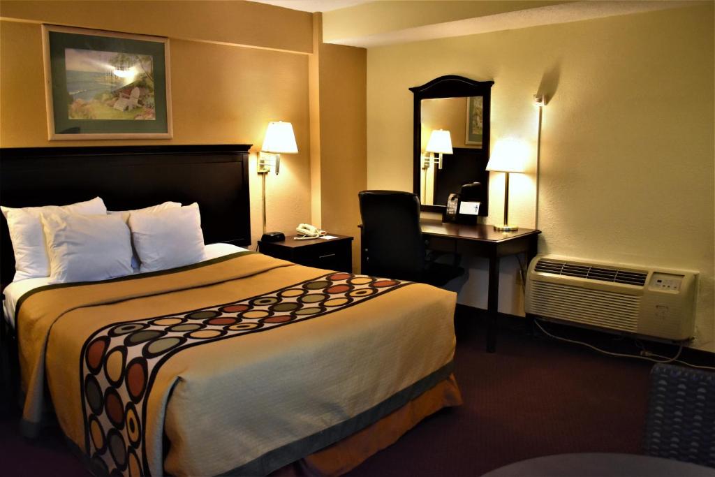 Postel nebo postele na pokoji v ubytování Super 8 by Wyndham Atlantic City