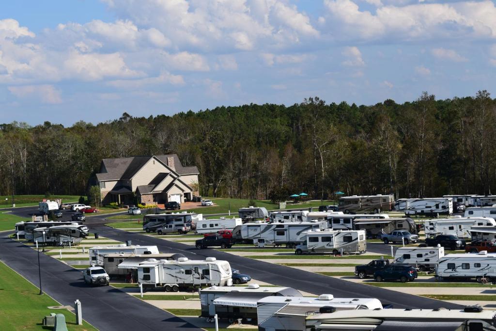 Campingplatz Hidden Hollow RV Park (USA Cottonwood)