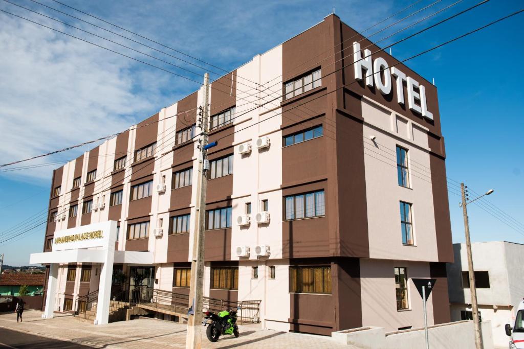  Laranjeiras Palace Hotel