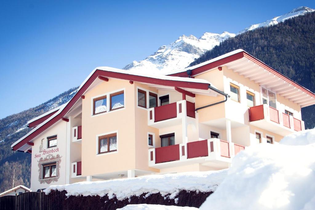 Nespecifikovaný výhled na hory nebo výhled na hory při pohledu z bed and breakfast