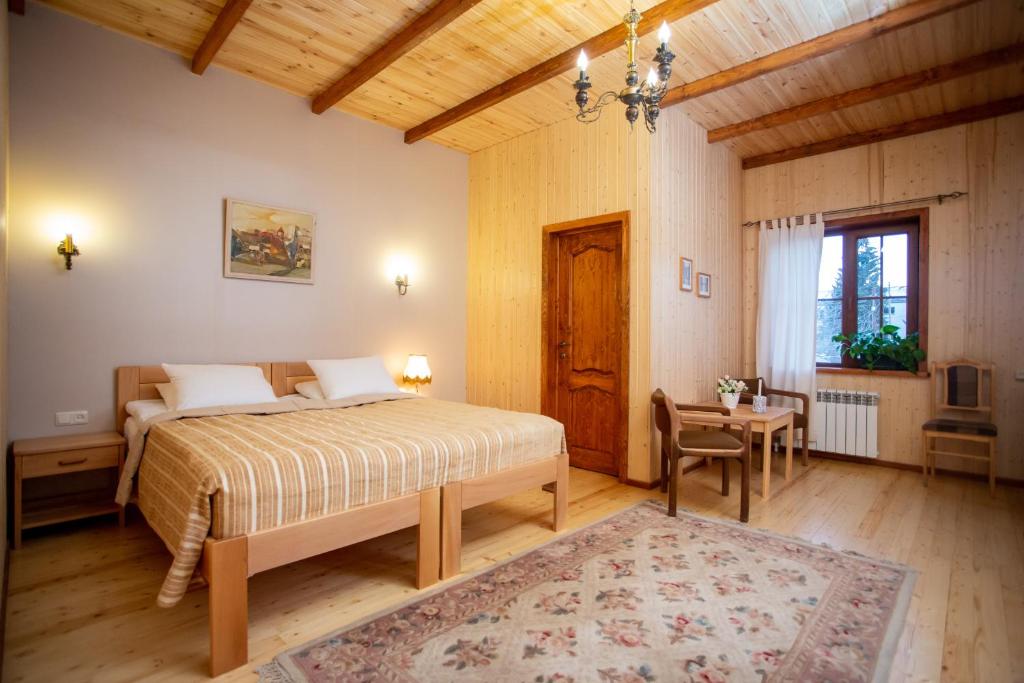 Postel nebo postele na pokoji v ubytování MagHay B&B Hotel in Vanadzor