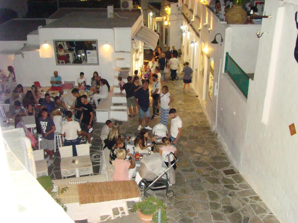 Hostia v ubytovaní Avra Guestroom