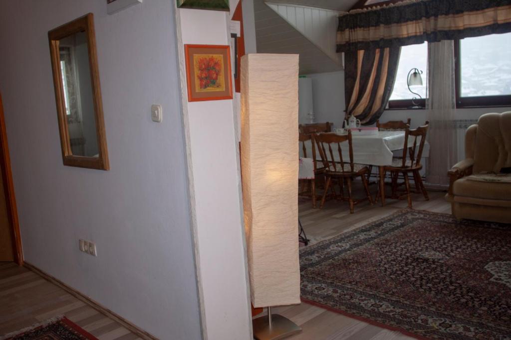 Posezení v ubytování Guest House Fena