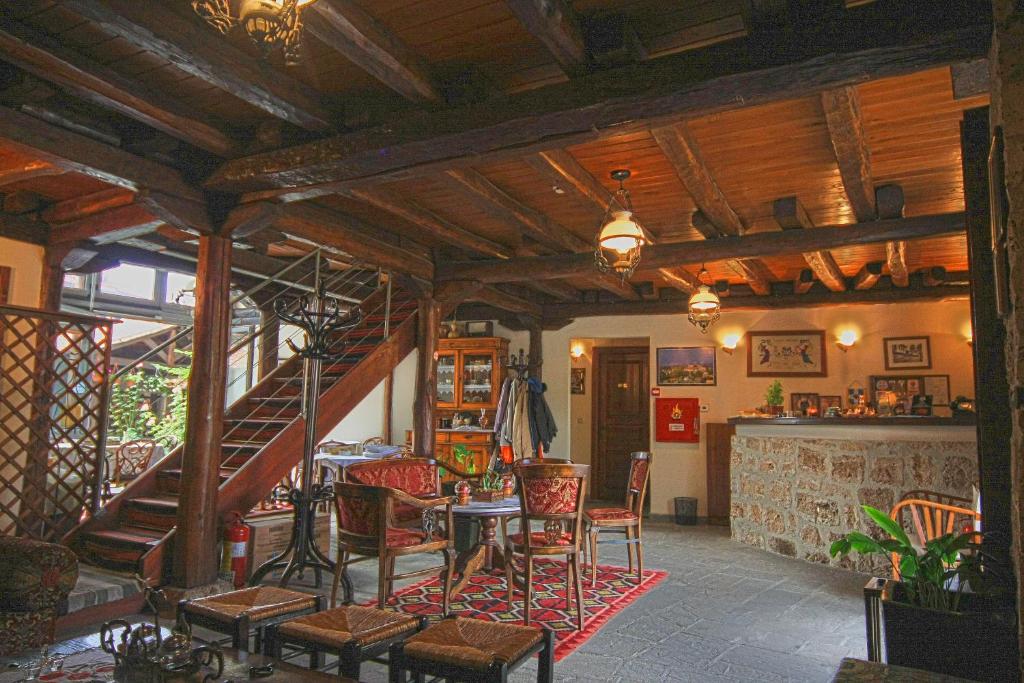 Hagiati Guesthouse - Edessa Cozy Mountain Retreat - 8