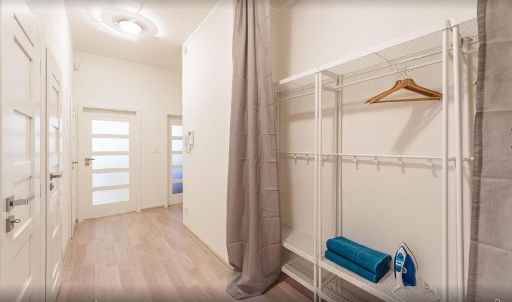 Central Prague Crown Apartments - 12