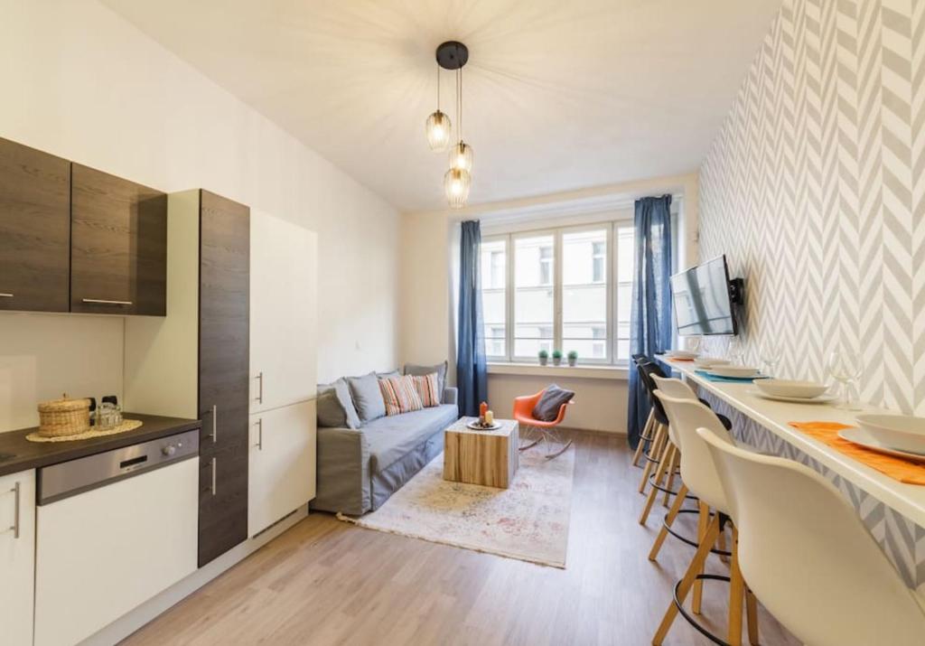 Central Prague Crown Apartments - 2