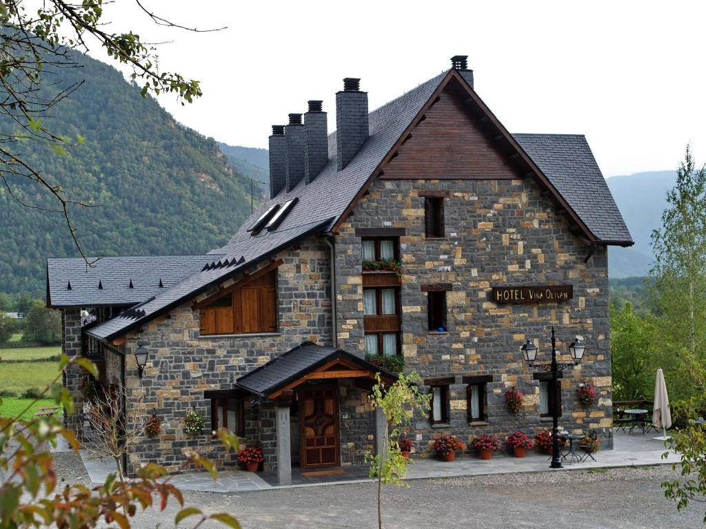 Hotel Viña Oliván, Sarvisé, Spain - Booking.com