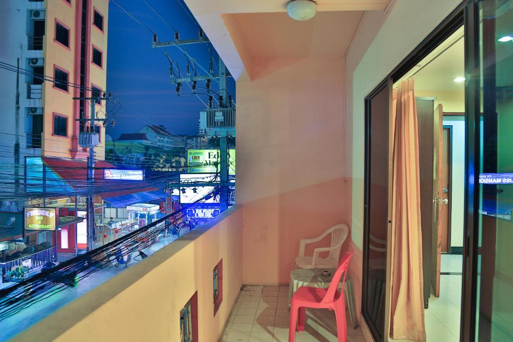 Harrys Hotel Bar & Restaurant - Resim 6