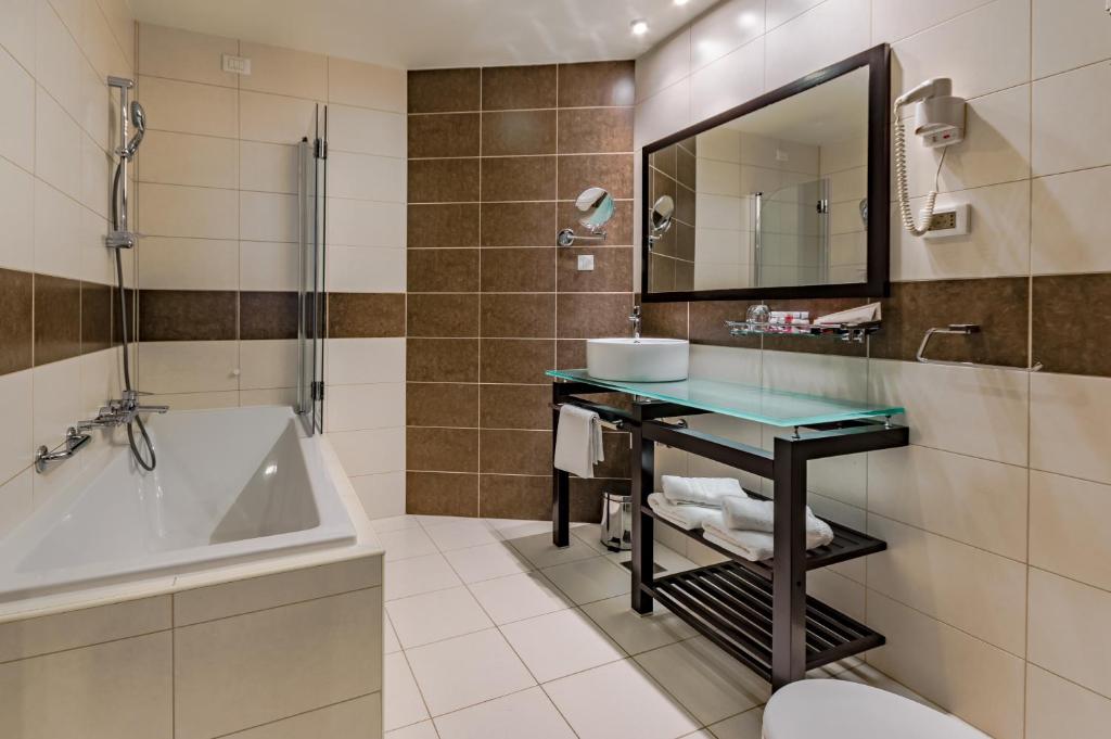 Kúpeľňa v ubytovaní Hotel Diplomat