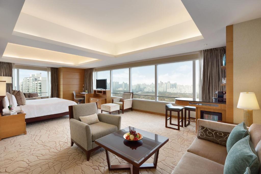 Posezení v ubytování Kerry Hotel Pudong, Shanghai - Indoor Connecting to Shanghai New International Expo Centre