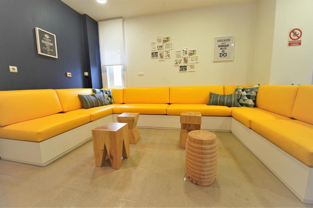 Posezení v ubytování Micampus Málaga Student Residence